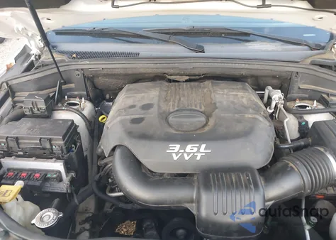 2012 Jeep Grand Cherokee Laredo z USA, uszkodzony, nr VIN 1C4RJEAG7CC327768